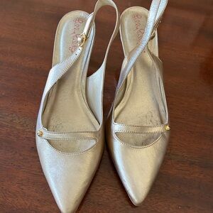 LILLY PULITZER KAT GOLD KITTEN HEEL
